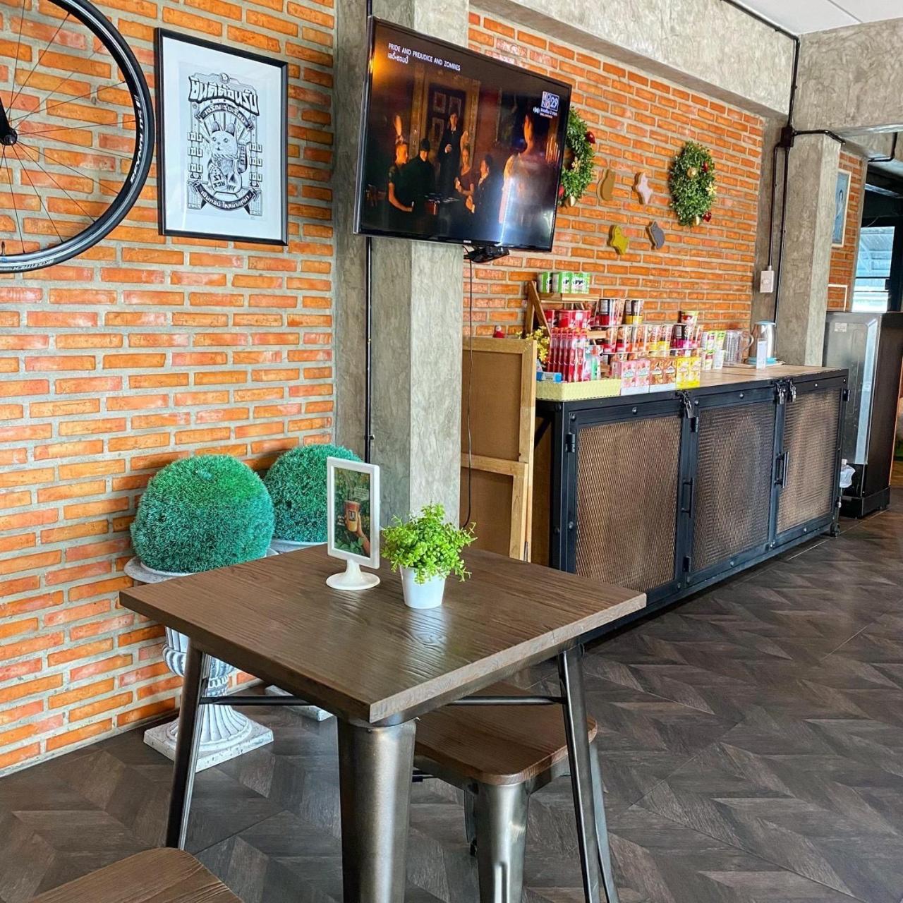 ناخون باتوم Jb Place المظهر الخارجي الصورة